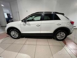 Bianco Usata 2022 VW T-Roc Life SUV | 22.500 € (Buon prezzo)