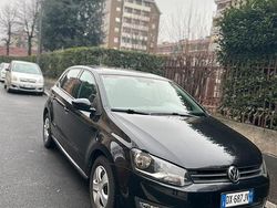 Nero Usata 2009 VW Polo Tre volumi | 3200 € (Buon prezzo)