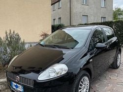 Nero Usata 2009 Fiat Grande Punto Active Due volumi | 3200 € (Buon prezzo)