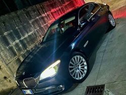 Blu/azzurro Usata 2009 BMW 730 Tre volumi | 15.800 € (Buon prezzo)