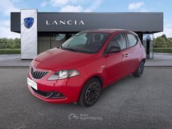 Rosso Usata 2022 Lancia Ypsilon Gold Due volumi | 11.850 € (Buon prezzo)