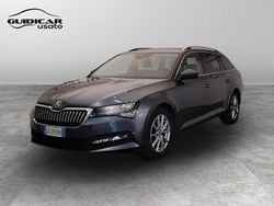 Grigio metallizzato scuro Usata 2021 Skoda Superb Style Station wagon | 22.900 € (Buon prezzo)
