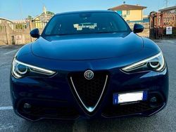 Blu Usata 2017 Alfa Romeo Stelvio SUV | 21.000 € (Cara)