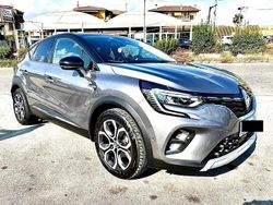Usata 2020 Renault Captur Intens SUV | 21.900 € (Molto cara)