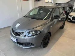 Grigio Usata 2022 Lancia Ypsilon S Due volumi | 13.000 € (Buon prezzo)
