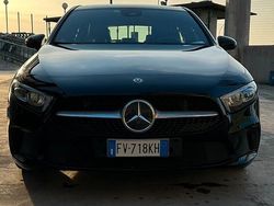 Nero Usata 2019 Mercedes A180 Tre volumi | 20.500 € (Buon prezzo)