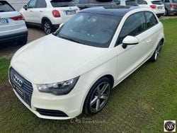 Bianco Usata 2011 Audi A1 Attraction Due volumi | 7500 € (Buon prezzo)