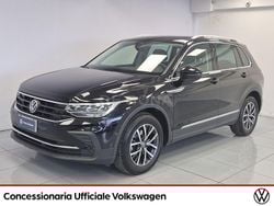 Nero Usata 2023 VW Tiguan Life SUV | 27.990 € (Buon prezzo)