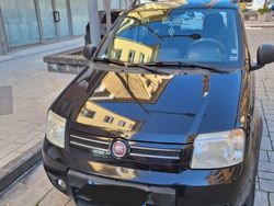 Nero Usata 2010 Fiat Panda Due volumi | 7000 € (Molto cara)