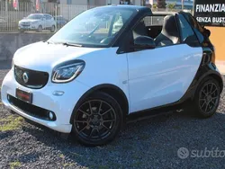 Bianco Usata 2016 Smart ForTwo Cabrio Cabrio | 14.500 € (Molto cara)