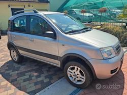 Argento Usata 2006 Fiat Panda 4x4 Climbing Due volumi | 6000 € (Buon prezzo)
