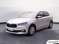 Argento metallizzato Usata 2024 Skoda Fabia Selection Tre volumi | 15.900 € (Buon prezzo)
