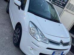 Bianco Usata 2015 Citroën C3 Exclusive Due volumi | 5900 € (Buon prezzo)