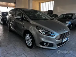 Grigio Usata 2016 Ford S-MAX Titanium Monovolume | 13.600 € (Buon prezzo)