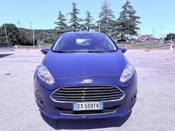 Grigio Usata 2015 Ford Fiesta Titanium Due volumi | 5900 € (Buon prezzo)