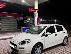 Bianco Usata 2016 Fiat Punto Tre volumi | 3600 € (Super prezzo)