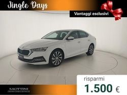 Bianco luna metallizzato Usata 2021 Skoda Octavia Style Tre volumi | 15.900 € (Super prezzo)