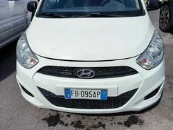 Usata 2016 Hyundai i10 Due volumi | 2900 € (Super prezzo)