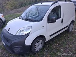 Bianco Usata 2018 Fiat Fiorino Furgone | 8500 € (Molto cara)
