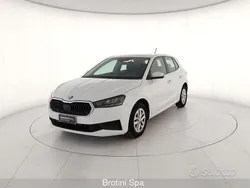 Bianco Usata 2022 Skoda Fabia Ambition Tre volumi | 14.900 € (Buon prezzo)