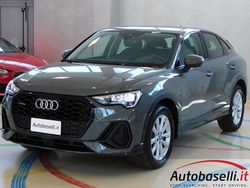 Grigio "khāk" metallizato Usata 2020 Audi Q3 Sportback Ambiente SUV | 29.900 € (Ottimo prezzo)