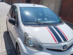 Bianco Usata 2013 Toyota Aygo Due volumi | 3999 € (Buon prezzo)