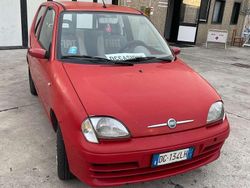Rosso Usata 2004 Fiat 600 Anniversary Due volumi | 2400 € (Cara)