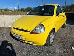 Giallo Usata 2001 Ford Ka Collection Tre volumi | 1650 € (Buon prezzo)
