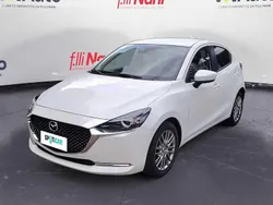 Bianco Usata 2021 Mazda 2 Exclusive Due volumi | 15.450 € (Buon prezzo)