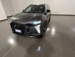 Grigio platinum Usata 2023 DS Automobiles DS7 Crossback Performance SUV | 27.990 € (Ottimo prezzo)