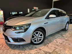 Grigio Usata 2019 Renault Mégane GrandTour Intens Station wagon | 11.900 € (Buon prezzo)