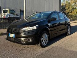 Blu scuro Usata 2021 Dacia Sandero Comfort Tre volumi | 10.999 € (Ottimo prezzo)