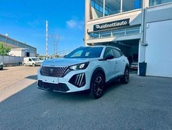 Bianco(met.) Usata 2024 Peugeot 2008 Allure SUV | 19.000 € (Buon prezzo)