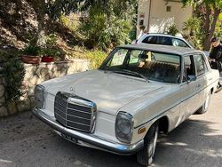 Usata 1970 Mercedes 220 Tre volumi | 12.500 €
