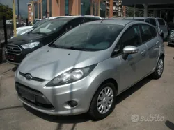 Argento Usata 2010 Ford Fiesta Due volumi | 4500 € (Buon prezzo)