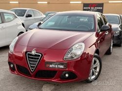 Rosso Usata 2011 Alfa Romeo Giulietta Distinctive Tre volumi | 7800 € (Buon prezzo)