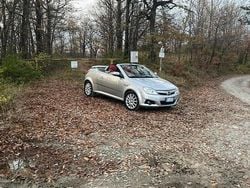 Grigio Usata 2006 Opel Tigra Cabrio | 5500 € (Molto cara)