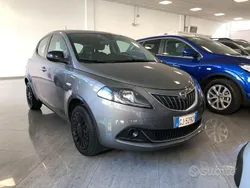 Grigio scuro Usata 2022 Lancia Ypsilon Silver Due volumi | 8900 € (Ottimo prezzo)