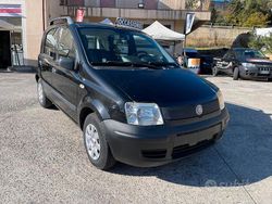 Nero Usata 2009 Fiat Panda Due volumi | 5299 € (Molto cara)