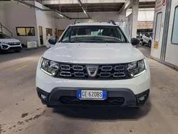 Bianco ghiaccio Usata 2021 Dacia Duster Comfort SUV | 13.900 € (Ottimo prezzo)