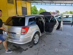 Usata 2007 Opel Astra Tre volumi | 2900 € (Buon prezzo)