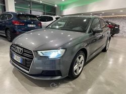 Grigio Usata 2018 Audi A3 Business Tre volumi | 14.400 € (Buon prezzo)