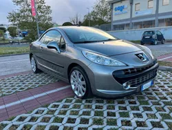 Grigio Usata 2007 Peugeot 207 CC Cabrio | 3200 € (Buon prezzo)