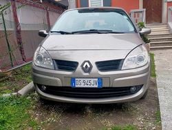 Usata 2008 Renault Scénic II Monovolume | 1500 € (Buon prezzo)