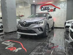 Grigio Usata 2021 Renault Captur Intens SUV | 18.500 € (Buon prezzo)