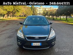 Grigio Usata 2010 Ford Focus Station wagon | 6390 € (Molto cara)