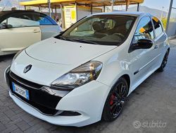 Bianco Usata 2009 Renault Clio R.S. R.S. Due volumi | 17.000 € (Molto cara)