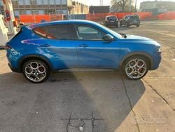 Blu/azzurro Usata 2022 Alfa Romeo Tonale Veloce SUV | 23.650 € (Buon prezzo)