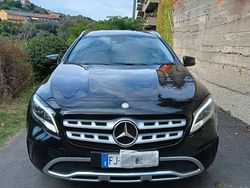 Nero Usata 2017 Mercedes GLA200 SUV | 17.300 €