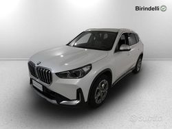 Mineral white metallizzato Usata 2023 BMW X1 Comfort Edition SUV | 41.000 € (Cara)